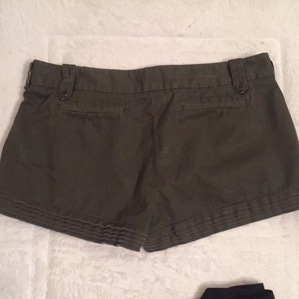 Short Bundle - Picture 11 of 12